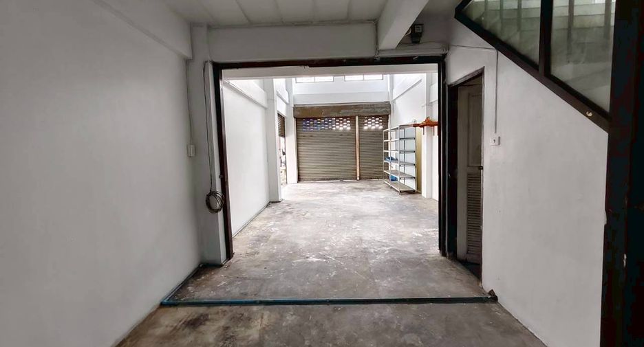 For sale retail Space in Nong Khaem, Bangkok