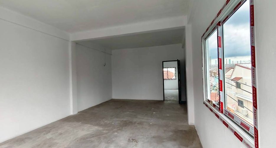 For sale retail Space in Nong Khaem, Bangkok