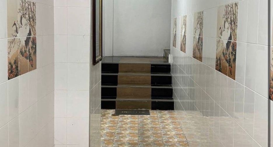 For sale 10 bedrooms retail Space in Mueang Chanthaburi, Chanthaburi
