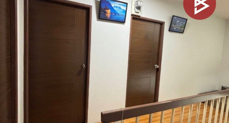 For sale 10 bedrooms retail Space in Mueang Chanthaburi, Chanthaburi