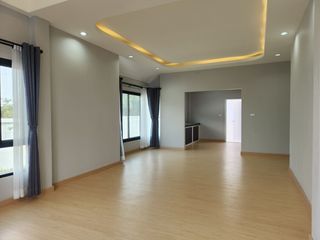 Casa en venta de 3 habitaciones en Mueang Nakhon Ratchasima, Nakhon Ratchasima