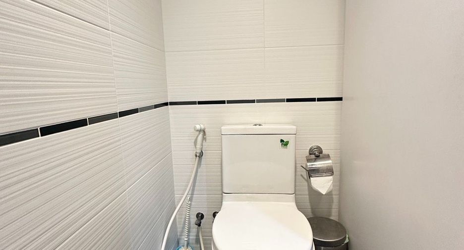 For rent 2 bedrooms condo in Bang Lamung, Chonburi