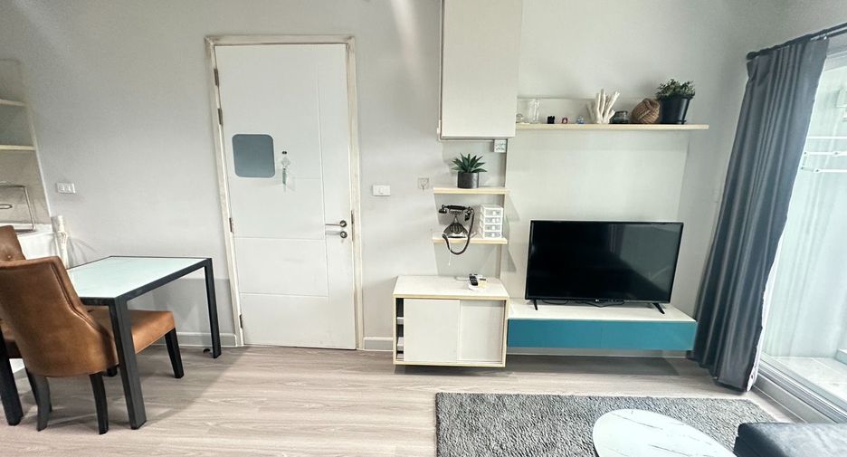 For rent 2 bedrooms condo in Bang Lamung, Chonburi