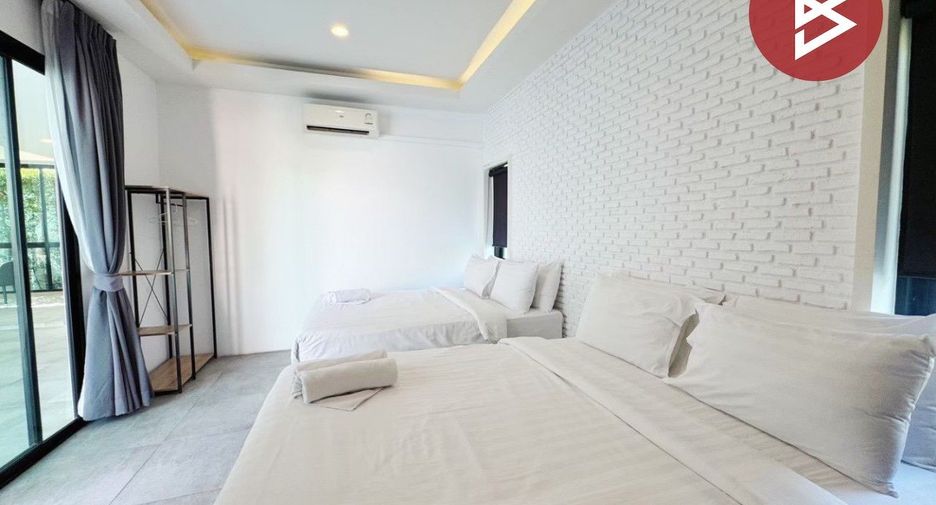 For sale 4 bedrooms house in Hua Hin, Prachuap Khiri Khan