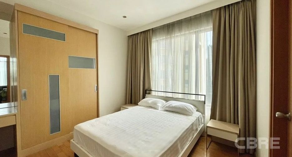 For sale 2 bedrooms condo in Khlong Toei, Bangkok
