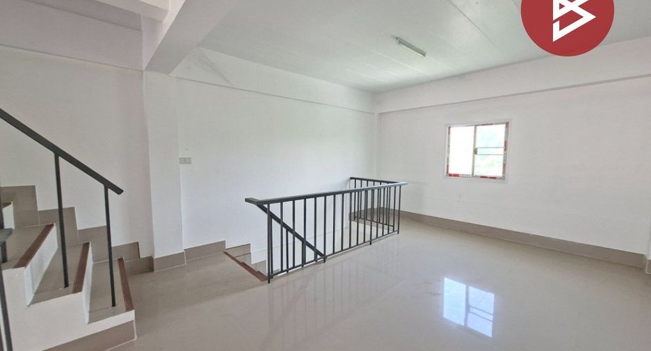 Gewerbefläche zum Kauf mit 2 Zimmer in Mueang Ratchaburi, Ratchaburi