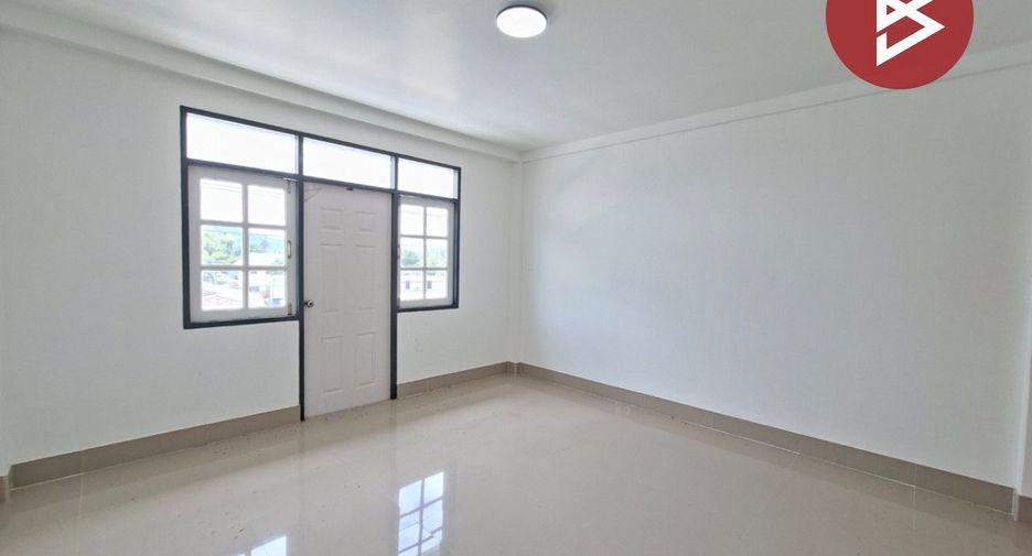 Gewerbefläche zum Kauf mit 2 Zimmer in Mueang Ratchaburi, Ratchaburi