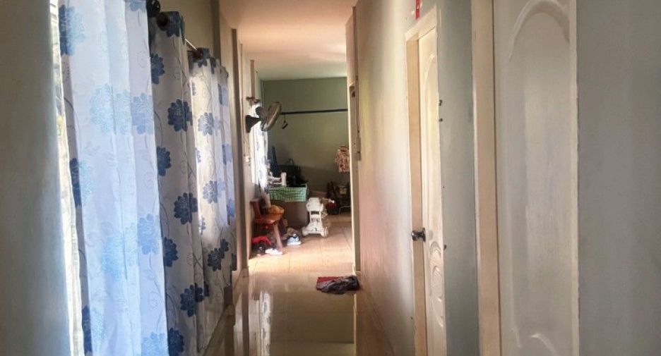 Casa en alquiler y en venta de 3 habitaciones en Ban Pong, Ratchaburi