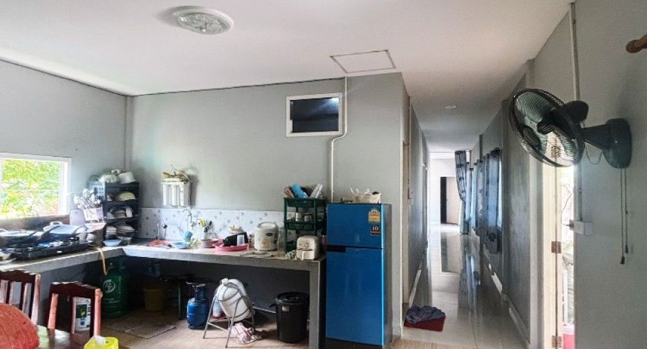 Casa en alquiler y en venta de 3 habitaciones en Ban Pong, Ratchaburi