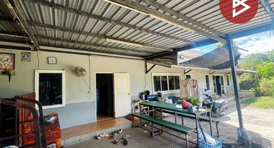 Casa en alquiler y en venta de 3 habitaciones en Ban Pong, Ratchaburi