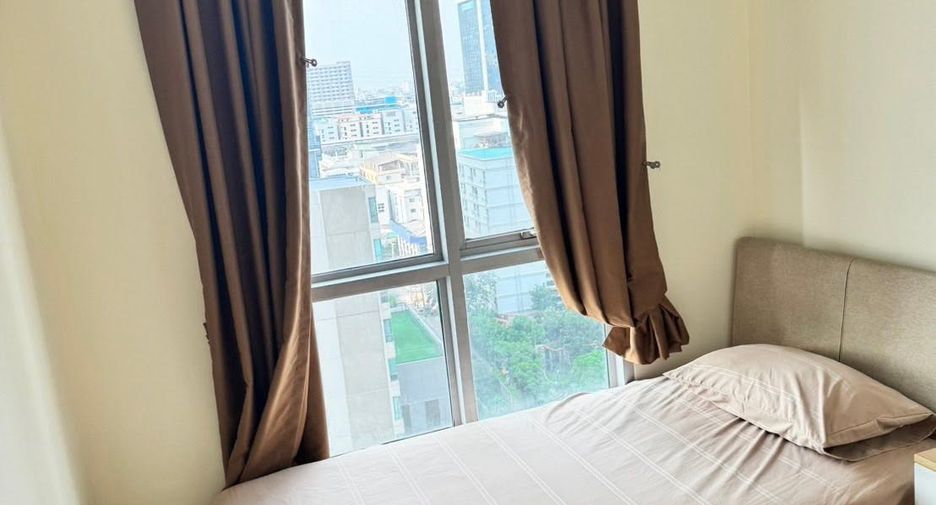 À louer 2 chambres condo à Huai Khwang, Bangkok
