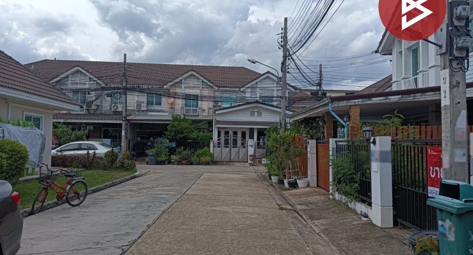 For sale 3 bedrooms townhouse in Phra Pradaeng, Samut Prakan