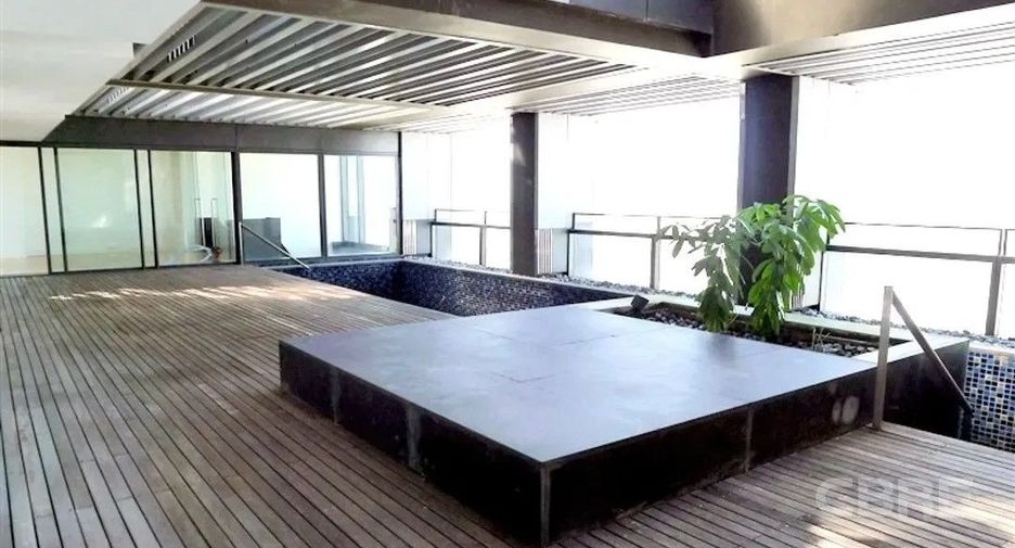 For sale 4 bedrooms condo in Sathon, Bangkok