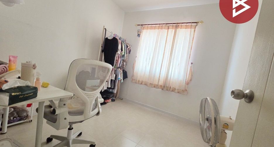 Casa adosada en venta de 3 habitaciones en Mueang Samut Prakan, Samut Prakan