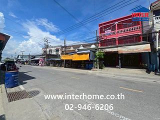 For sale 4 bedrooms retail Space in Mueang Samut Prakan, Samut Prakan