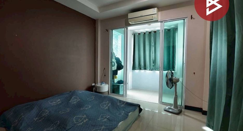 For sale 3 bedrooms house in Lat Krabang, Bangkok