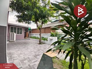 For sale 3 bedrooms house in Lat Krabang, Bangkok