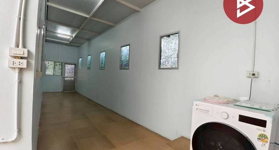 For sale 3 bedrooms house in Lat Krabang, Bangkok