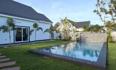 For sale 3 bedrooms villa in Bang Lamung, Chonburi