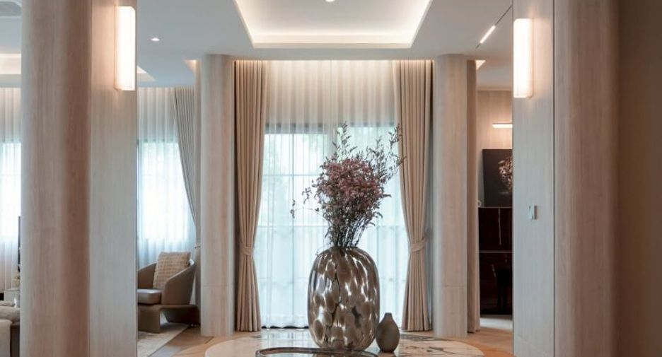 For rent and for sale 5 bedrooms house in Bang Phli, Samut Prakan