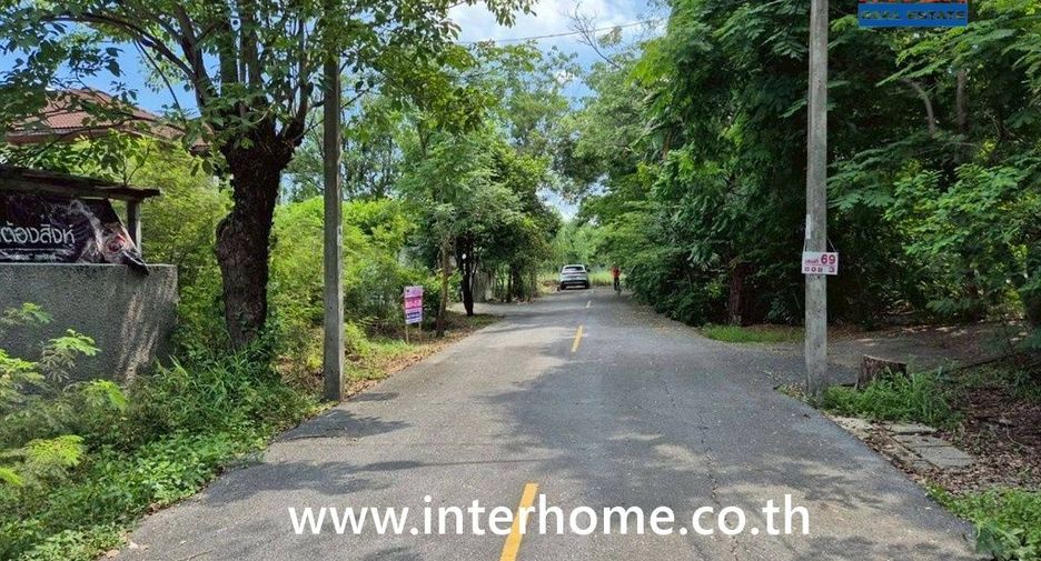 For sale land in Khan Na Yao, Bangkok