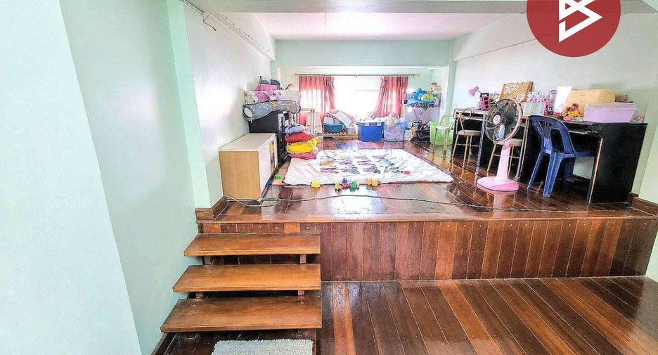 For sale 3 bedrooms retail Space in Mueang Chon Buri, Chonburi