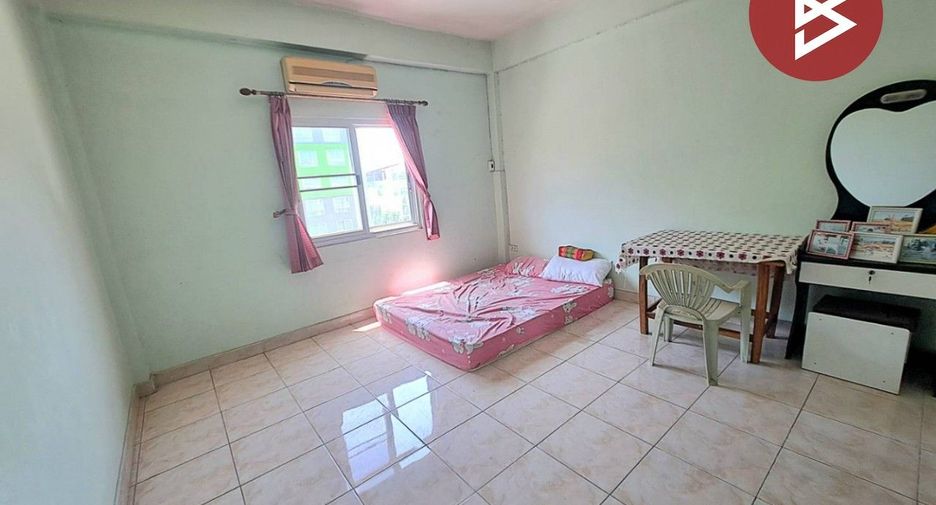 For sale 3 bedrooms retail Space in Mueang Chon Buri, Chonburi