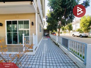 For sale 4 bedrooms house in Mueang Samut Prakan, Samut Prakan