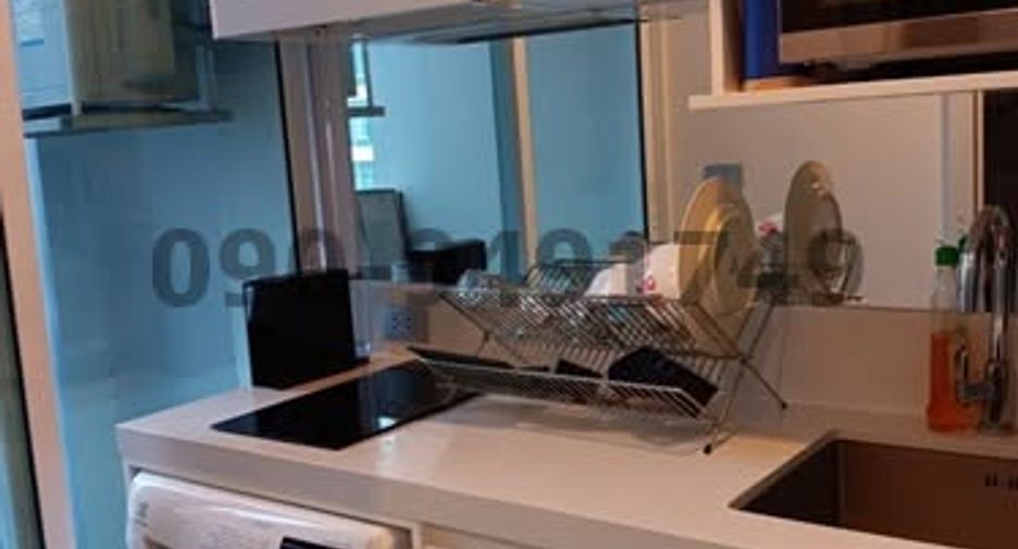 Condo en alquiler de 1 habitaciones en Bang Na, Bangkok