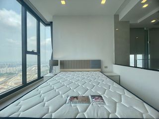 Wohnung zur Miete mit 2 Zimmer in Huai Khwang, Bangkok