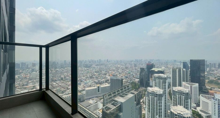 For rent 2 ベッドルーム condo in Huai Khwang, Bangkok