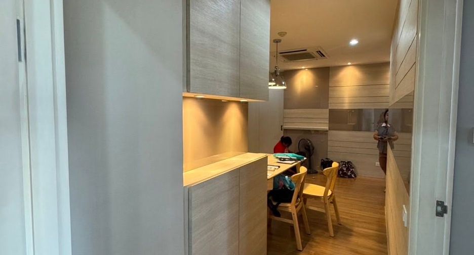 Condo en alquiler de 2 habitaciones en Bang Rak, Bangkok