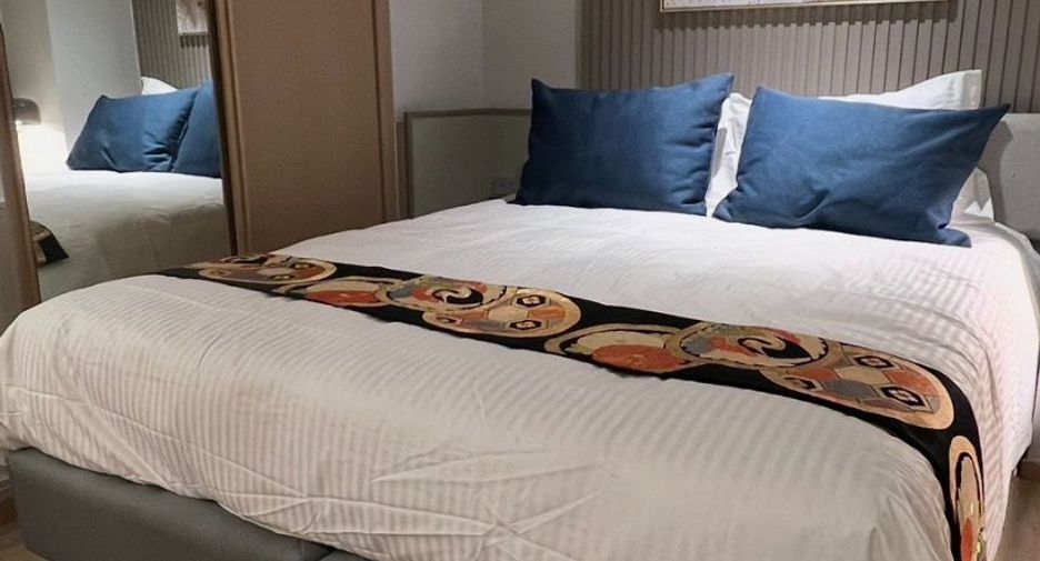 Wohnung zur Miete mit 1 Zimmer in Bang Rak, Bangkok