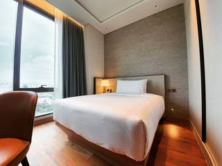 For rent 2 bedrooms apartment in Pathum Wan, Bangkok