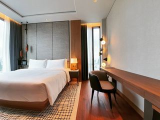 For rent 2 bedrooms apartment in Pathum Wan, Bangkok