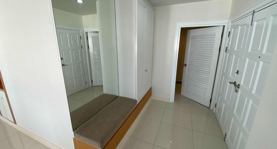 Condo en alquiler de 2 habitaciones en Khlong Toei, Bangkok