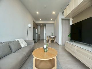 À louer 2 chambres condo à Huai Khwang, Bangkok
