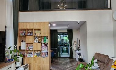 For sale 3 bedrooms townhouse in Suan Luang, Bangkok