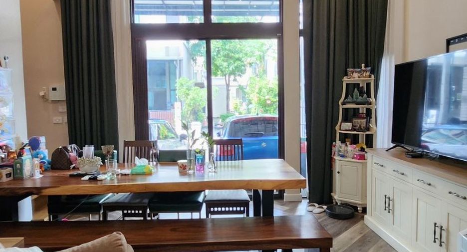 For sale 3 bedrooms townhouse in Suan Luang, Bangkok