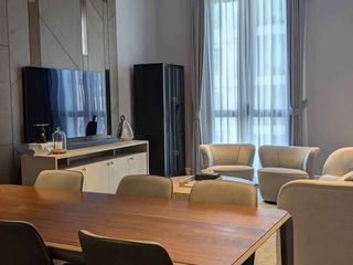 For rent 3 bedrooms condo in Pathum Wan, Bangkok