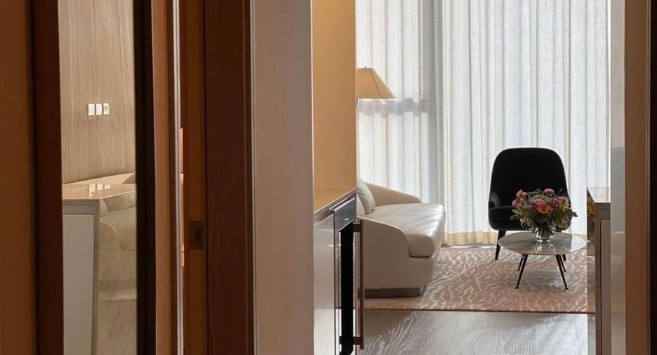 For rent 1 bed apartment in Pathum Wan, Bangkok