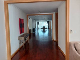 For rent 4 bedrooms apartment in Khlong Toei, Bangkok