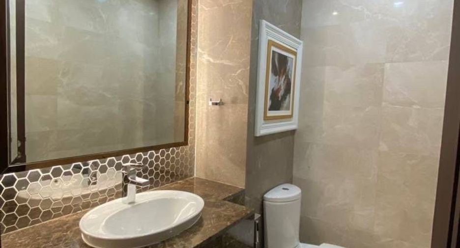For rent 4 bedrooms apartment in Khlong Toei, Bangkok
