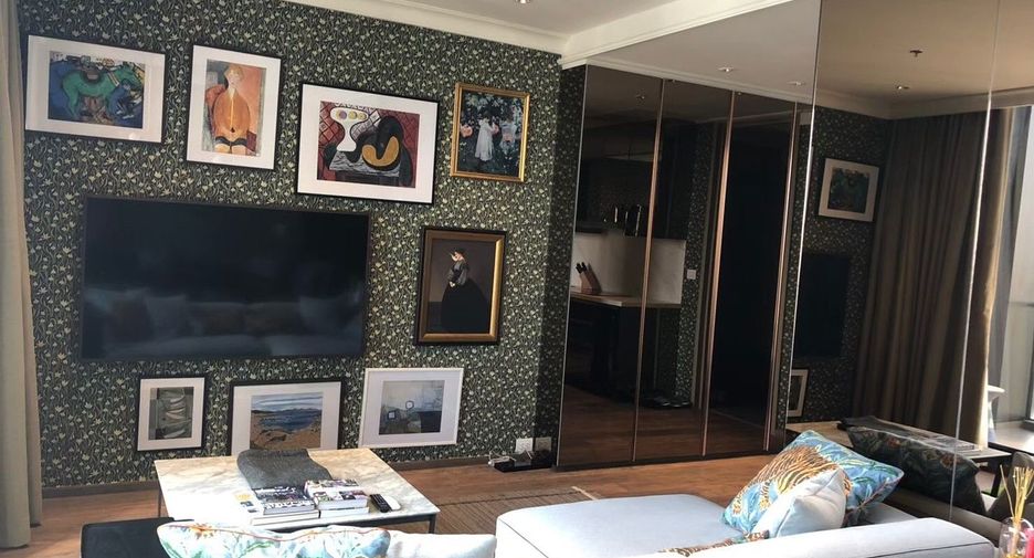 For rent 3 bedrooms apartment in Pathum Wan, Bangkok