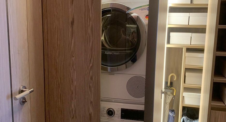 For rent 1 bed apartment in Pathum Wan, Bangkok