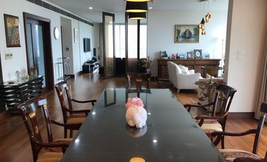 À louer 3 chambres appartement à Pathum Wan, Bangkok