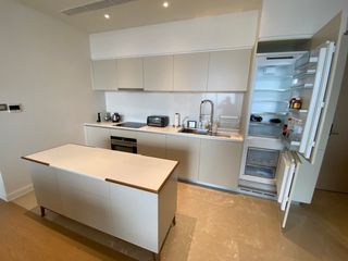 For rent 3 bedrooms apartment in Khlong San, Bangkok