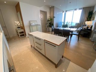 For rent 3 bedrooms apartment in Khlong San, Bangkok