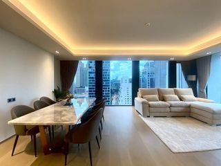 For rent 2 bedrooms apartment in Pathum Wan, Bangkok