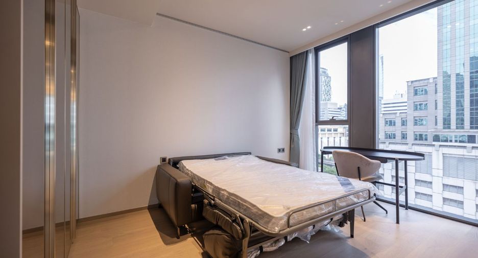 For rent 2 bedrooms apartment in Pathum Wan, Bangkok